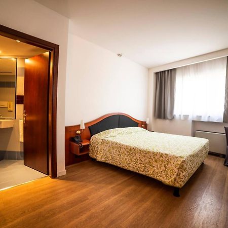 Hotel Donizetti Lallio Luaran gambar