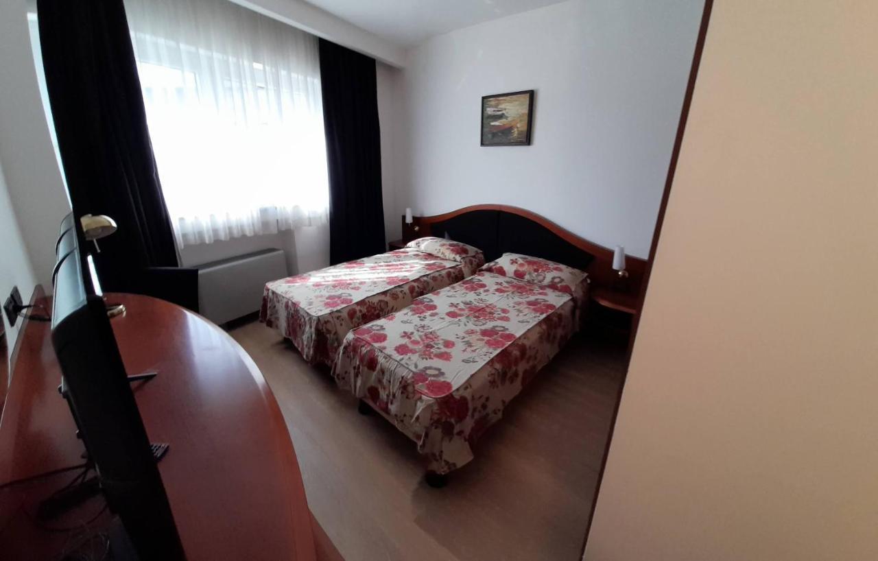 Hotel Donizetti Lallio Luaran gambar